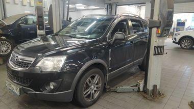 Opel Antara 2013 года, 144 300 км - вид 1