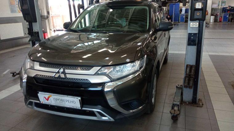 Mitsubishi Outlander 2019 года, 165 113 км - вид 1