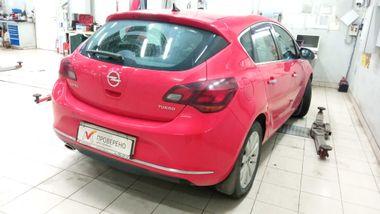 Opel Astra 2013 года, 115 528 км - вид 2