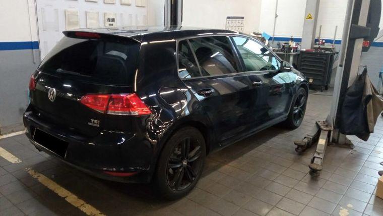 Volkswagen Golf,  - вид 2