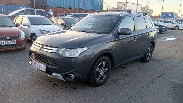 Mitsubishi Outlander, 2014
