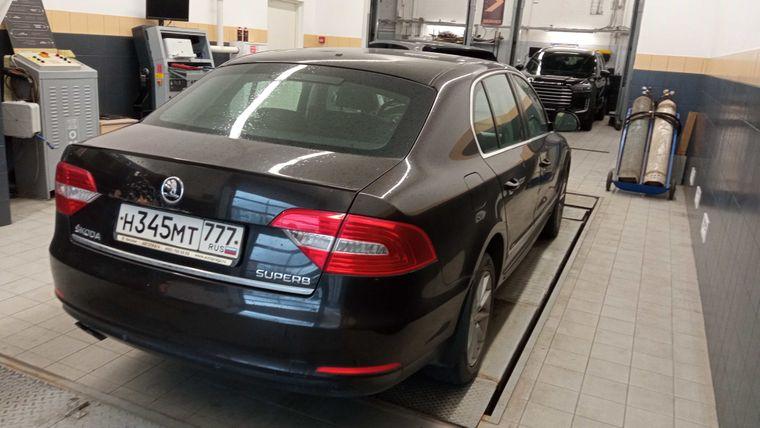 Skoda Superb 2014 года, 221 774 км - вид 2