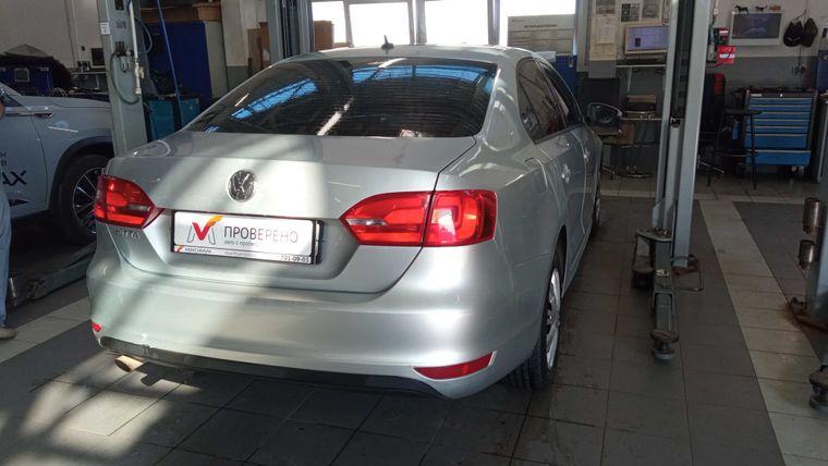 Volkswagen Jetta, 2012 - вид 2