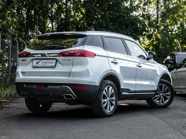 Geely Atlas 2021 года, 78 128 км - вид 2