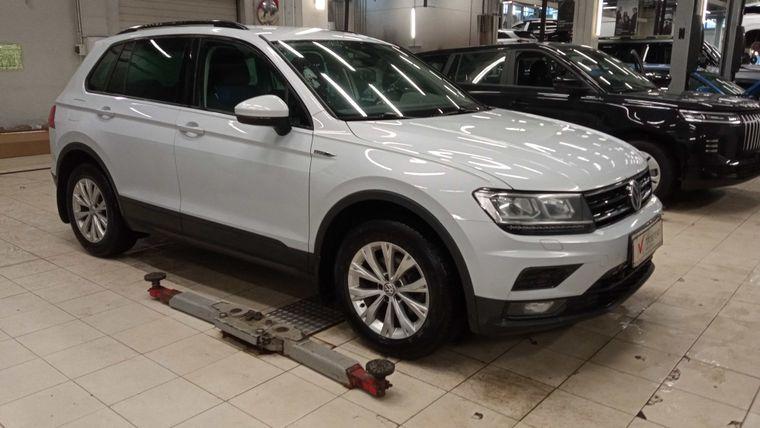 Volkswagen Tiguan 2019 года, 169 957 км - вид 1