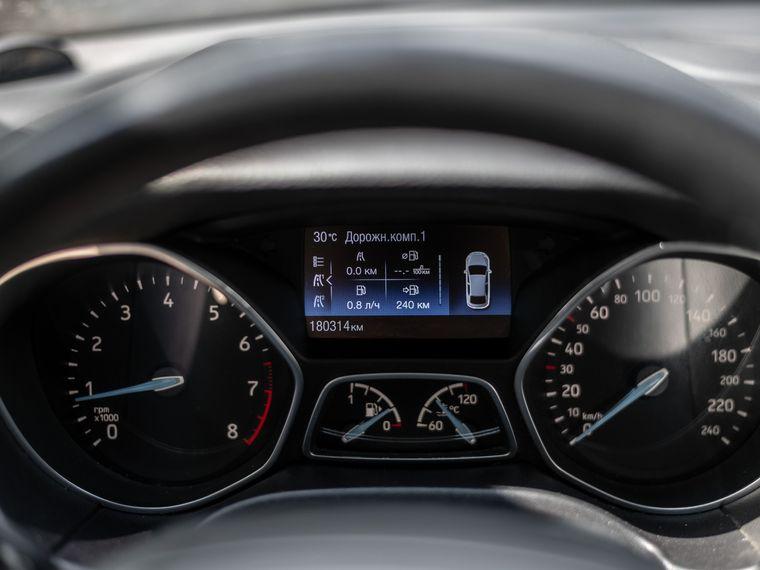 Ford Focus,  - вид 4