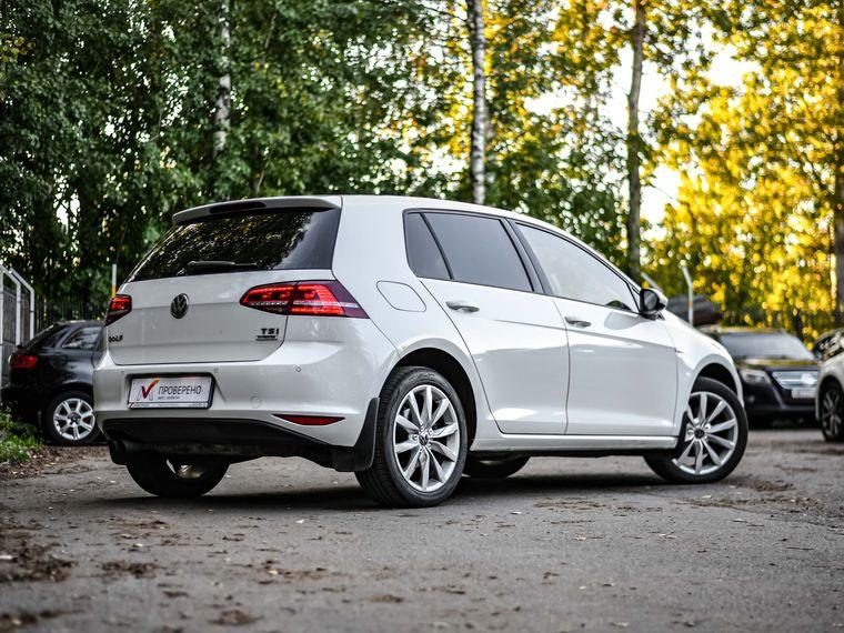 Volkswagen Golf,  - вид 1