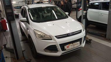 Ford Kuga 2014 года, 227 473 км - вид 2
