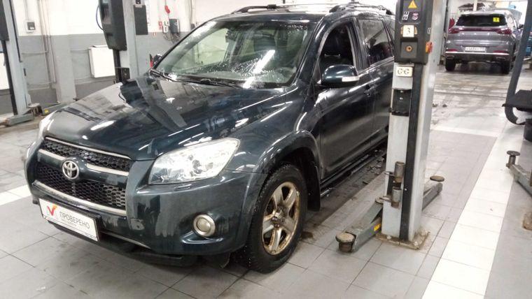 Toyota RAV4 2012 года, 120 000 км - вид 1
