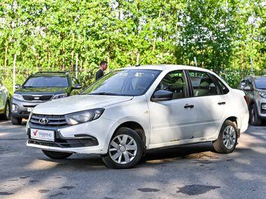 ВАЗ (LADA) Granta 2018 года, 90 900 км - вид 1