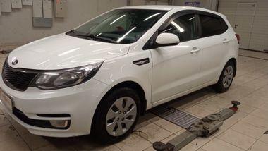 Kia Rio 2016 года, 136 278 км - вид 1