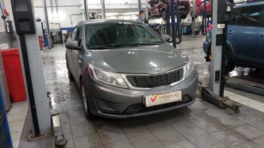 Kia Rio 2014 года, 145 545 км - вид 2
