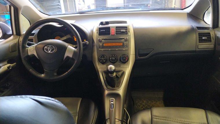 Toyota Auris,  - вид 4