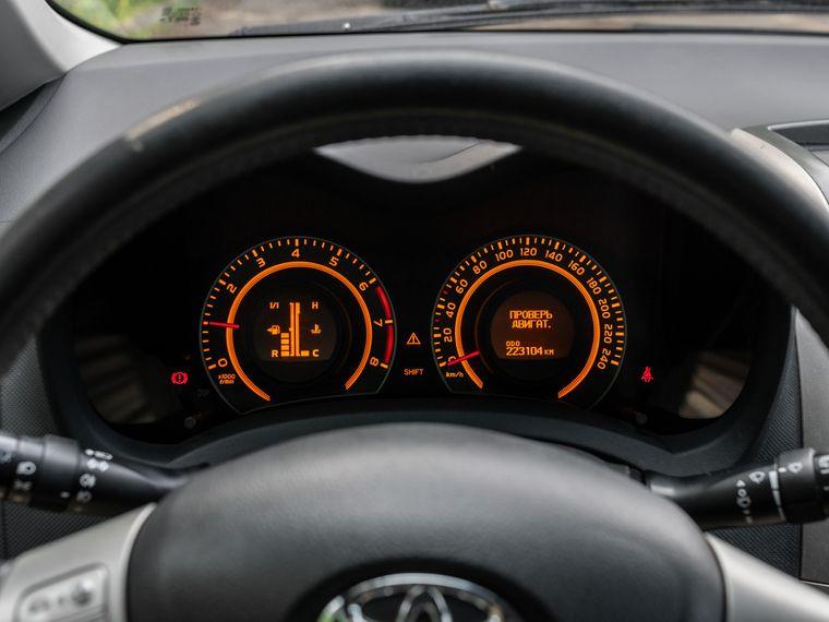 Toyota Auris,  - вид 4