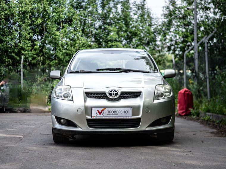 Toyota Auris,  - вид 2