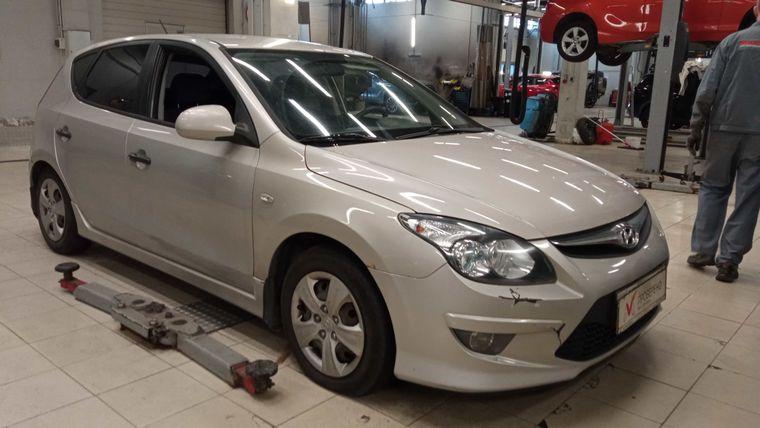 Hyundai i30 2010 года, 146 480 км - вид 2