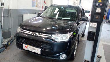 Mitsubishi Outlander 2012 года, 204 648 км - вид 1
