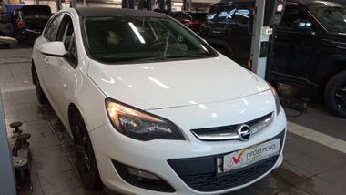 Opel Astra 2014 года, 174 500 км - вид 2