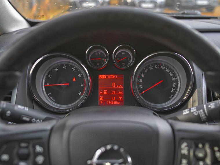 Opel Astra,  - вид 4