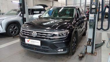 Volkswagen Tiguan 2019 года, 241 062 км - вид 1