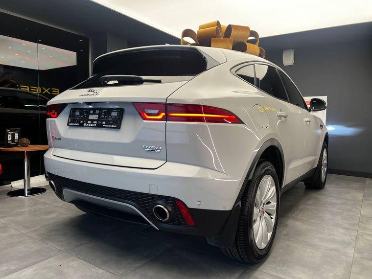 Jaguar E-Pace, 2018 - вид 3