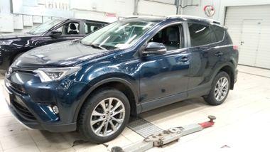 Toyota RAV4 2018 года, 261 975 км - вид 1