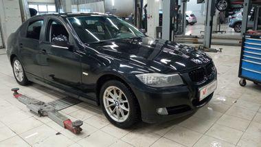 BMW 3 серия 2010 года, 260 000 км - вид 2
