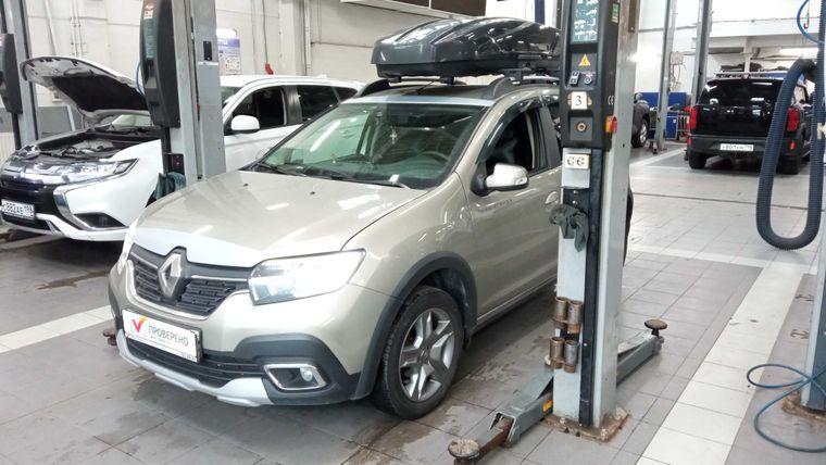 Renault Sandero Stepway 2021 года, 68 655 км - вид 1