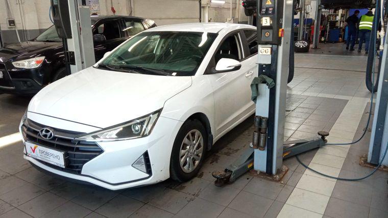 Hyundai Elantra 2019 года, 264 985 км - вид 1
