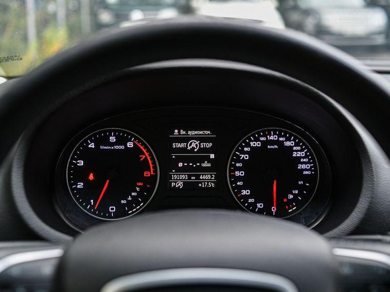 Audi A3,  - вид 4