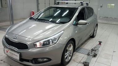 KIA Ceed 2013 года, 190 838 км - вид 1