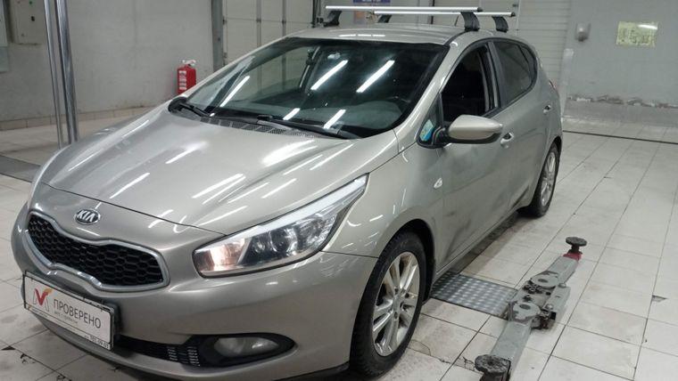 KIA Ceed 2013 года, 190 838 км - вид 1