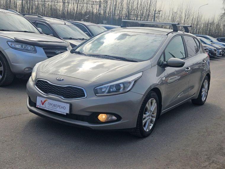 Kia Ceed, 2013