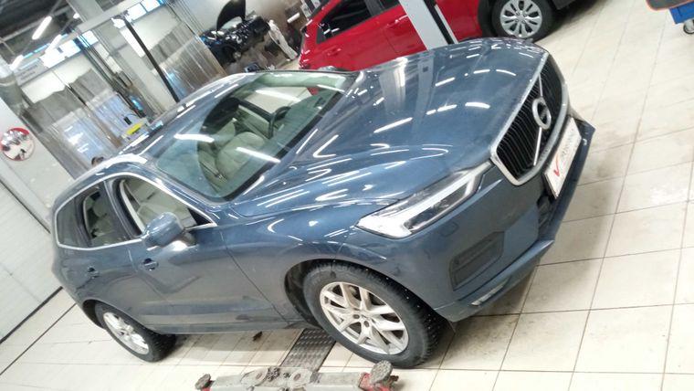 Volvo XC60 2018 года, 148 955 км - вид 2