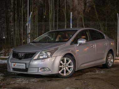 Toyota Avensis 2010 года, 340 000 км - вид 1
