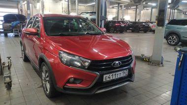 ВАЗ (LADA) Vesta Cross 2019 года, 120 479 км - вид 2