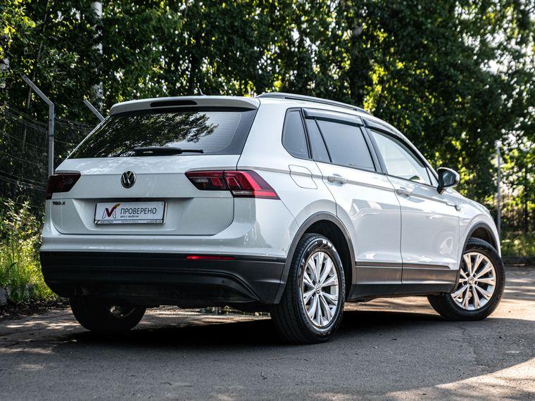 Volkswagen Tiguan,  - вид 1