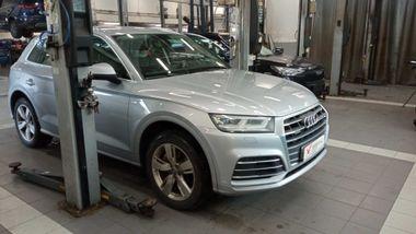Audi Q5 2017 года, 172 421 км - вид 2
