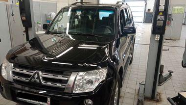 Mitsubishi Pajero 2013 года, 233 869 км - вид 1