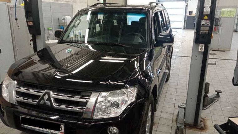 Mitsubishi Pajero 2013 года, 233 869 км - вид 1