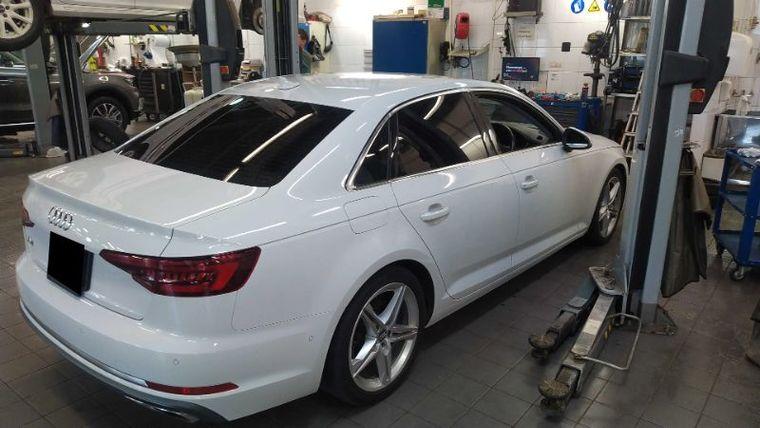 Audi A4,  - вид 2