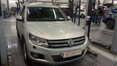 Volkswagen Tiguan 2012 года, 169 827 км - вид 2