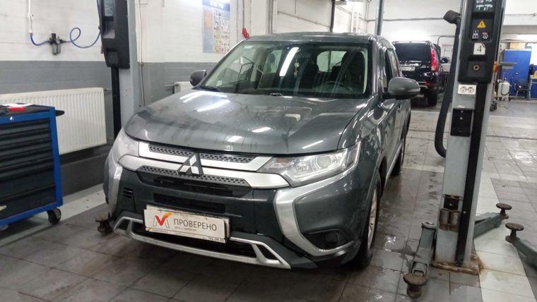 Mitsubishi Outlander, 