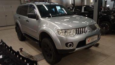 Mitsubishi Pajero Sport 2011 года, 288 980 км - вид 1