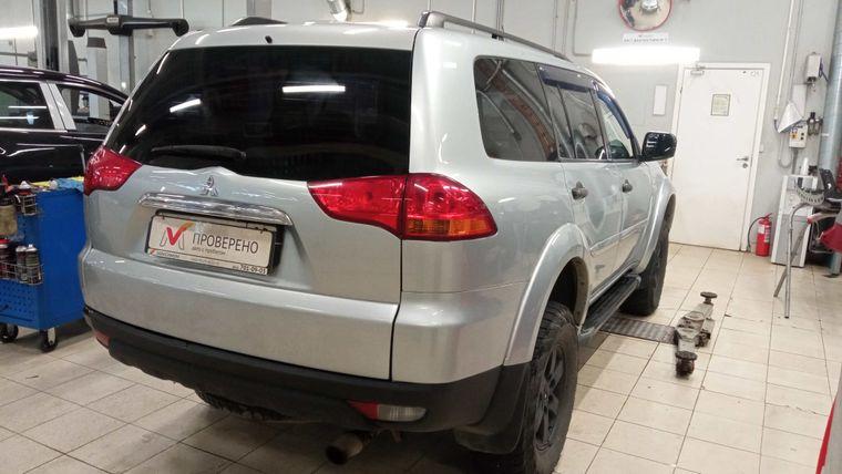 Mitsubishi Pajero Sport 2011 года, 288 980 км - вид 2