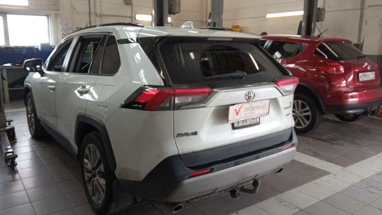 Toyota RAV4,  - вид 3