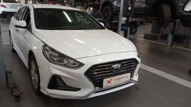 Hyundai Sonata 2019 года, 423 352 км - вид 2