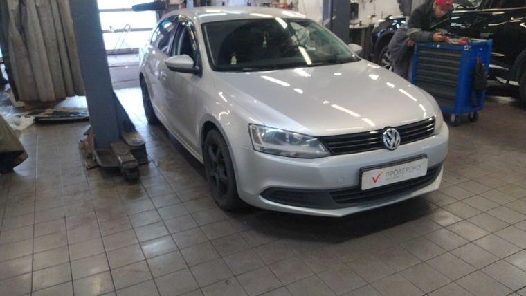 Volkswagen Jetta,  - вид 1