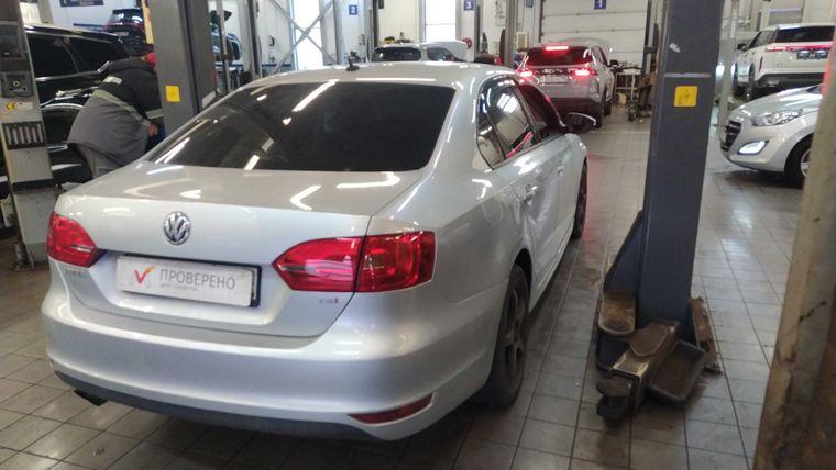 Volkswagen Jetta,  - вид 2