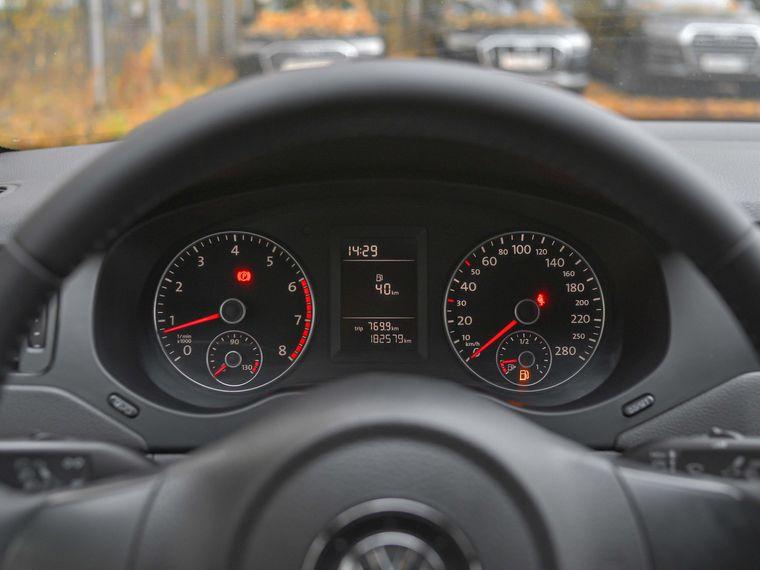 Volkswagen Jetta,  - вид 4